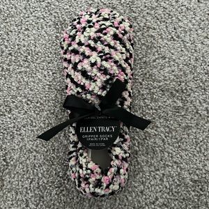 Ellen Tracy Gripper Socks